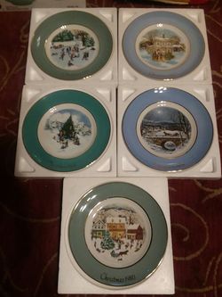 Christmas vintage plates