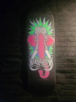 Vallely blacklight 9.5