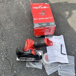 Milwaukee fuel m12 3in cut off tool (tool only)