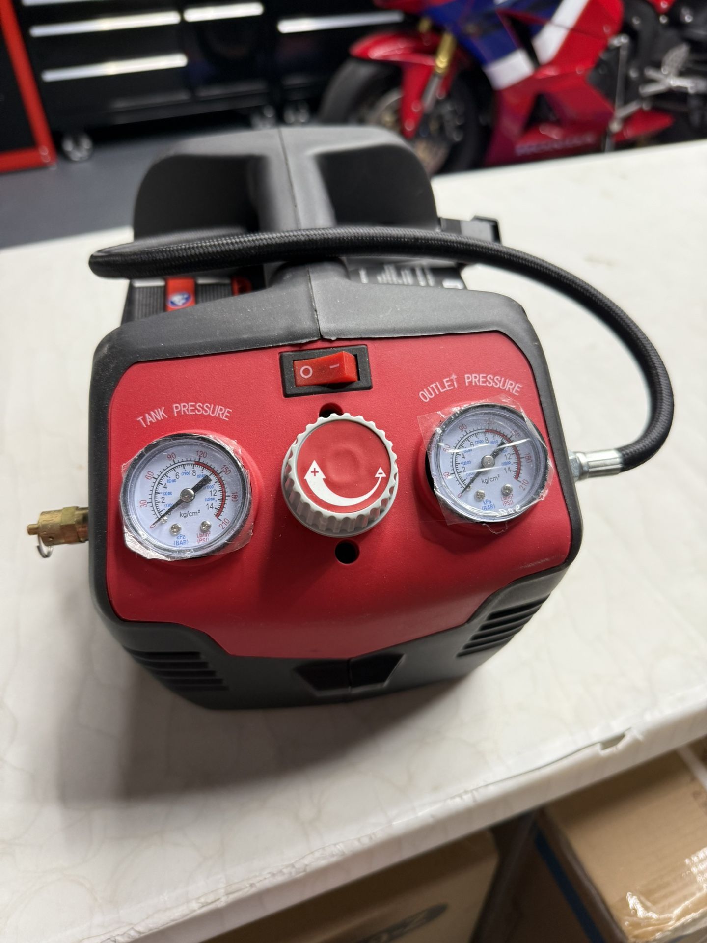 Hyper tough 0.5 Gallon Inflator - Air Compressor