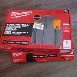 Milwaukee heated jacket and power source