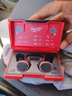 Milwaukee Bluetooth Earbuds with Charging Case