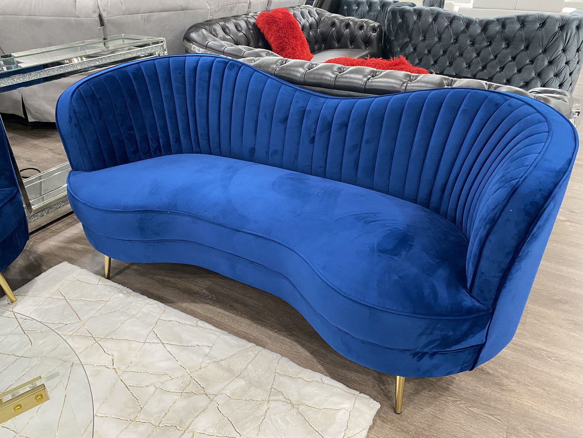๐๐HUGE DISCOUNT ON BLUE VELVET 3pc Sofa,, Loveseat & Chair!๐๐