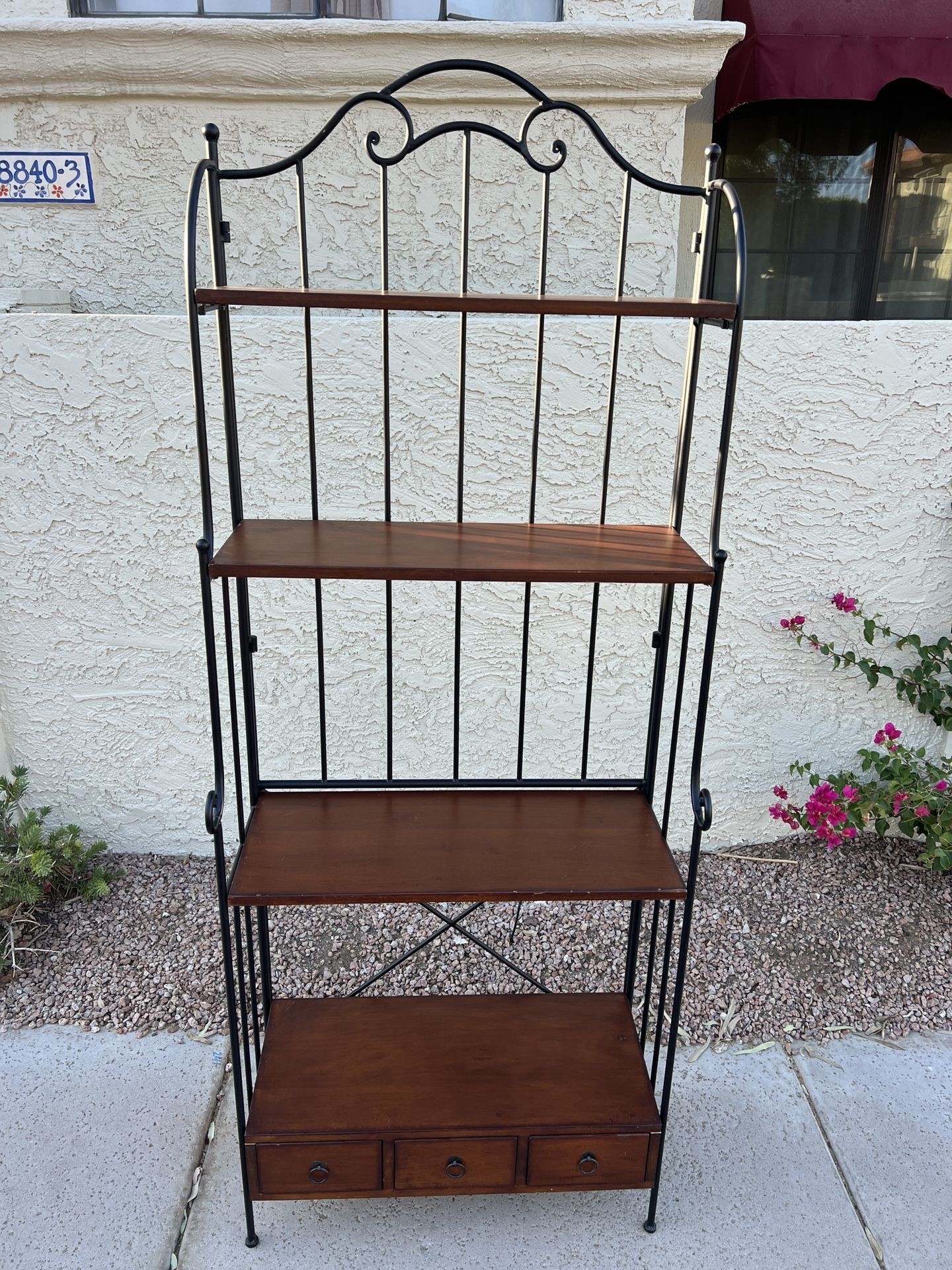 Baker’s Rack
