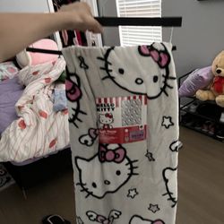 brand new hello kitty blanket 