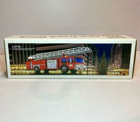 Vintage Hess Fire Truck Bank w/ Box New Old Stock Christmas Toy Collectible