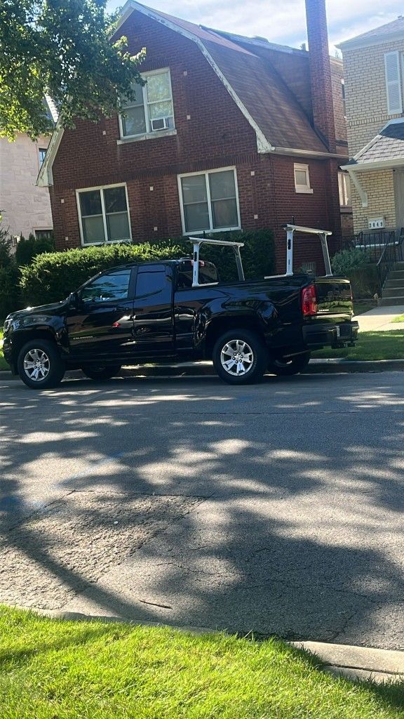 Thule TracRack  Slidding Truck Bed Ladder Rack