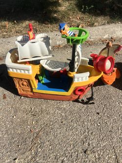 Toy Pirate Ship 
