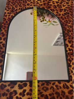 Small arched mirror almost new