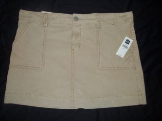 NWT Gap women's size 14 khaki short skirt