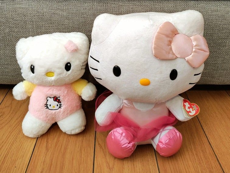 2 Hello Kitty Plushies. Fontana Pickup.