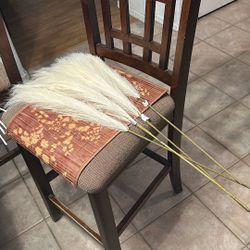 Tall Pampas Off White New Never Used 4 in All Measure 3 Feet Tall From Top To Bottom ( Stick) 