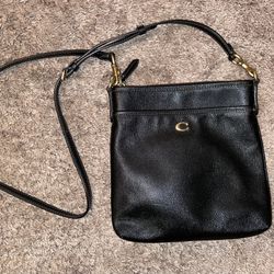 Coach Kitt Messenger Crossbody Bag 