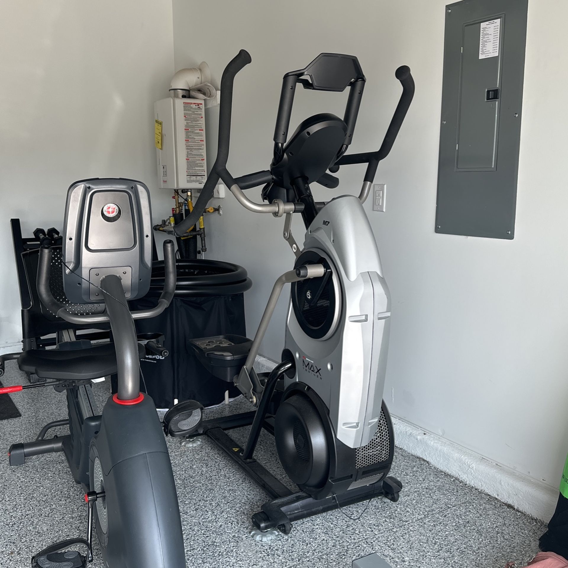 Elliptical Trainer - BowFlex 