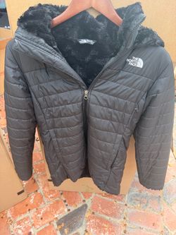 Girl 14/16 North face Jacket