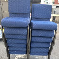 Chairs with bottoms for books