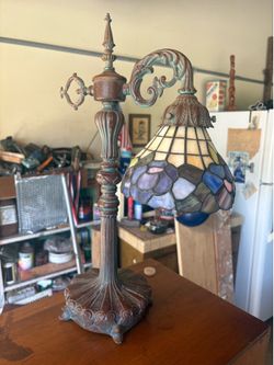 Quoizel Collectibles Antique Lamp 21’’