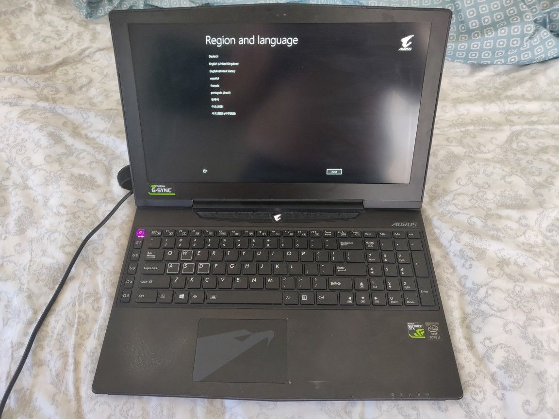 Aorus X5 GTX 965M SLI Gaming Laptop, 16GB RAM, 896GB across 4 SSDs
