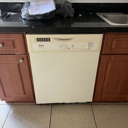 WORKING DISHWASHER