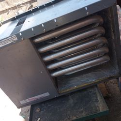 Hurry Hurry For The Low Garage Heater In Great Working Condition 