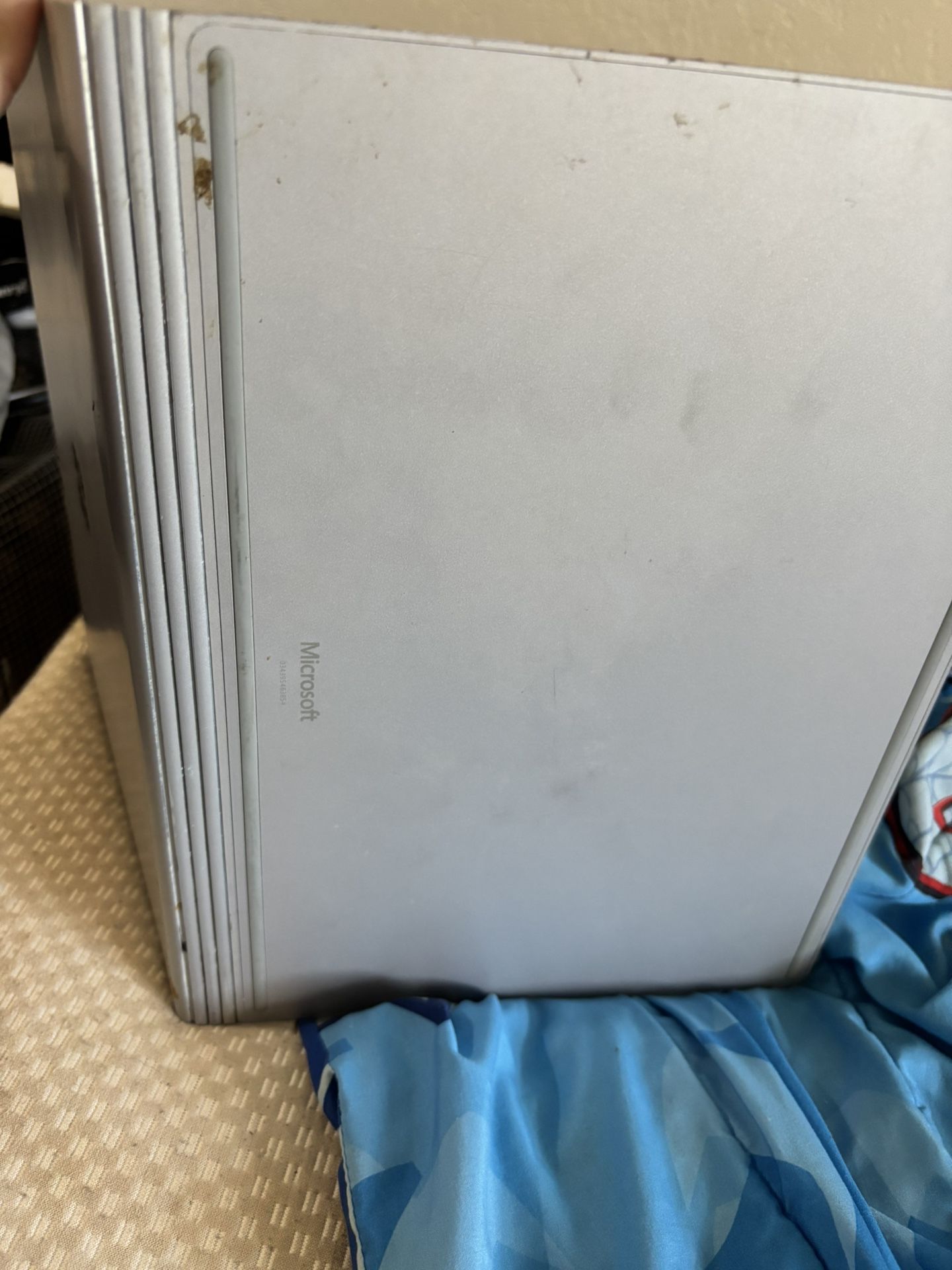 Microsoft surface book asking $500 or best offer