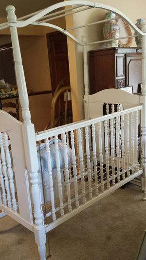 Simmons Baby Crib With Canopy For Sale In Everett Wa Offerup
