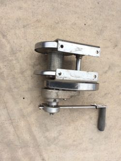 Stainless steel wench