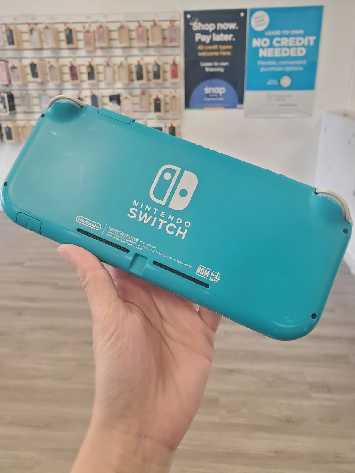 🎮 Nintendo Switch Lite (HDH 01) – Portable Gaming Console Unlocked Fun! 90 days warranty included for peace of mind