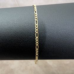 10K Gold Figaro Bracelet