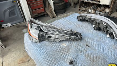 Toyota Corolla 2025 headlight