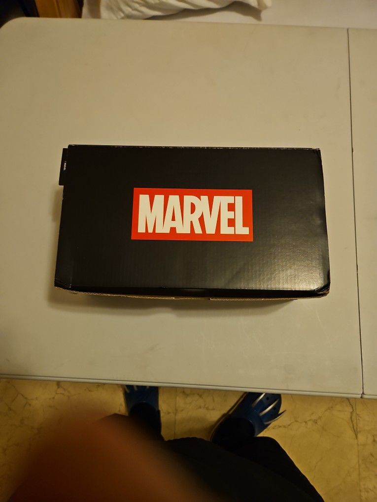 Marvel WOLVERINE CROCS Collab