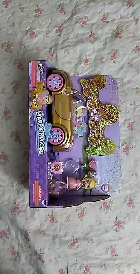 SHOPKINS HAPPY PLACES ROYAL CONVERTIBLE PLAYSET NEW TOYS $25 ✔PRICE IS FIRM ✔