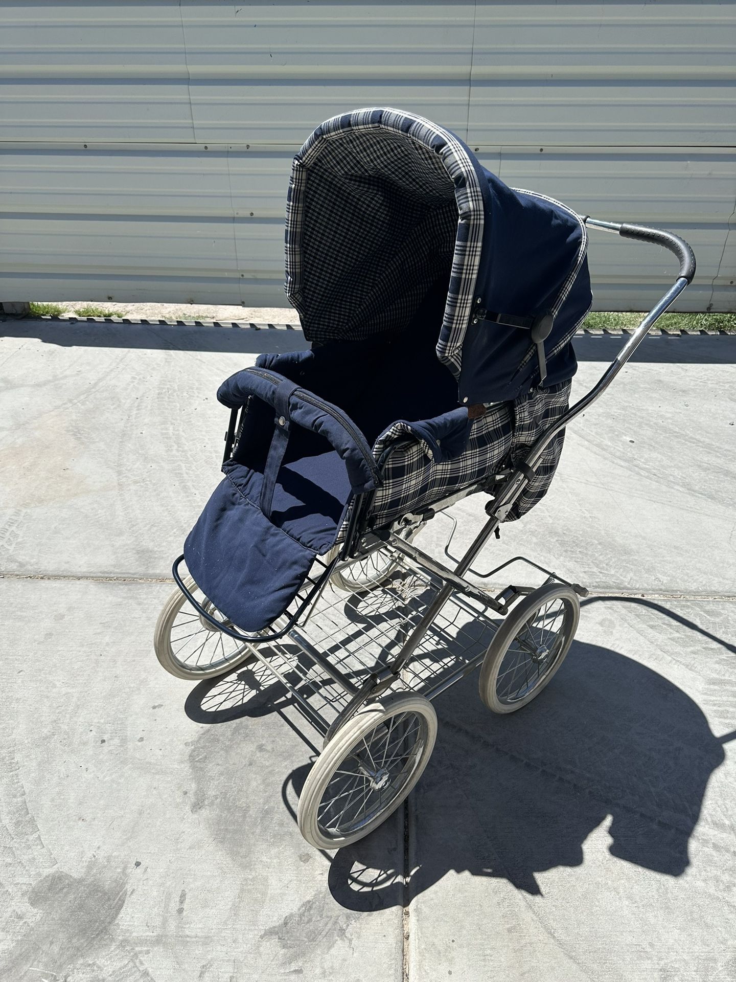 Simo Vintage Stroller