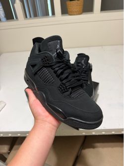 Black cat 4s
