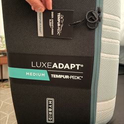 TemperPedic LuxeAdapt Medium Hybrid Split King