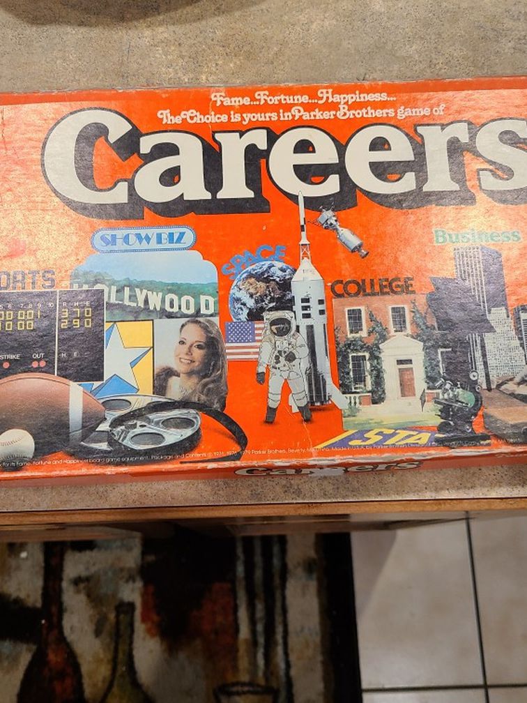 Milton Bradley Careers 70s Board Game