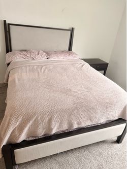 Queen bed + matching night stand ( matress included)