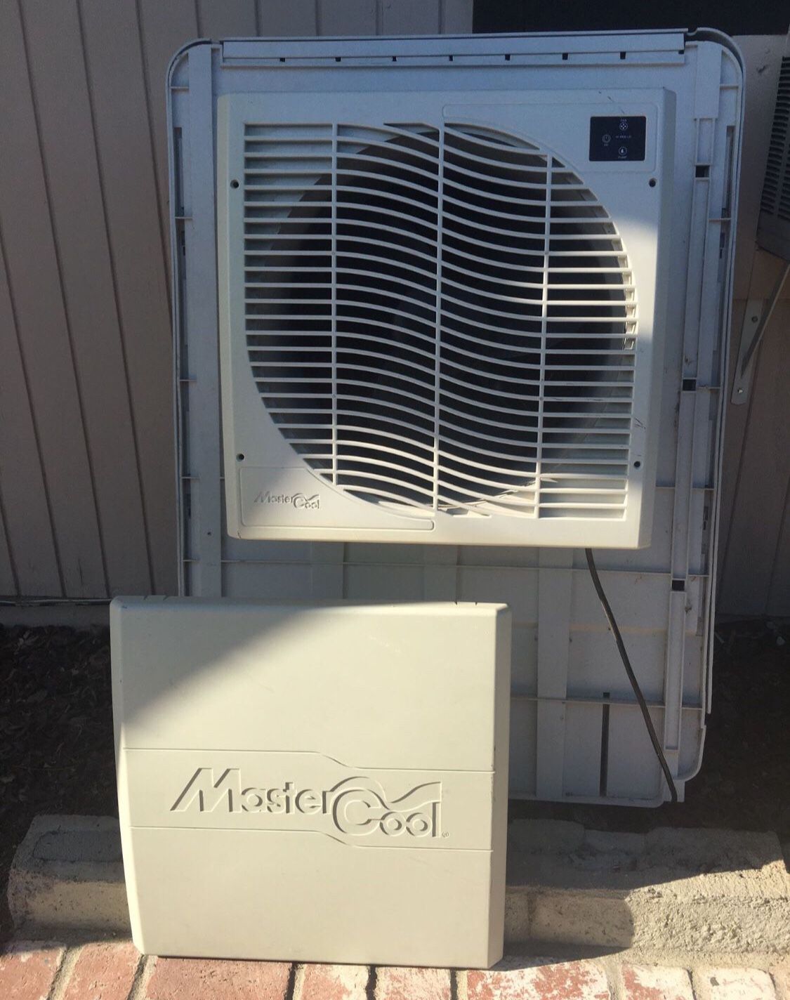 Master cool evaporative cooler