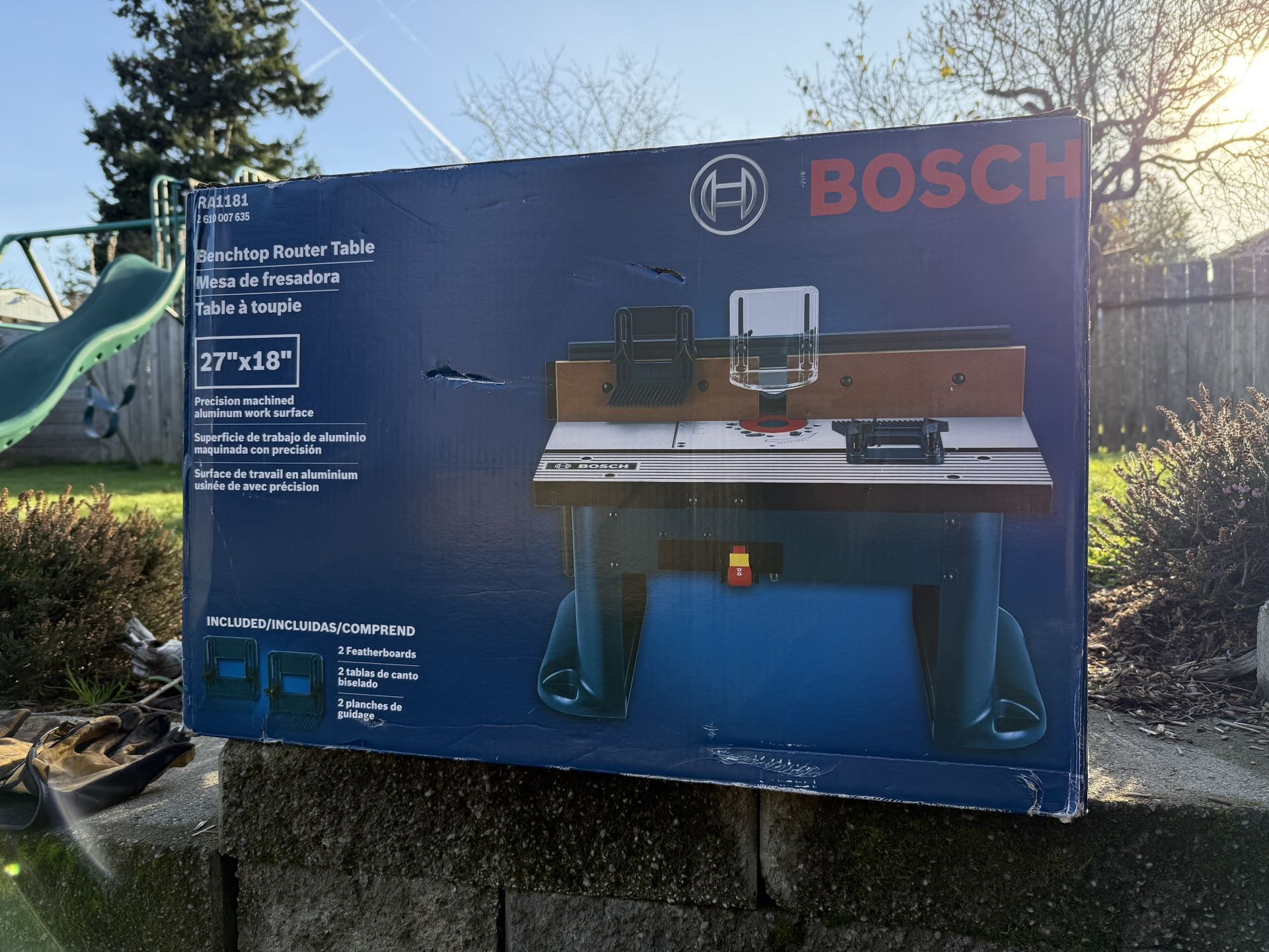 27” X 18” Bosch Benchtop Router Table