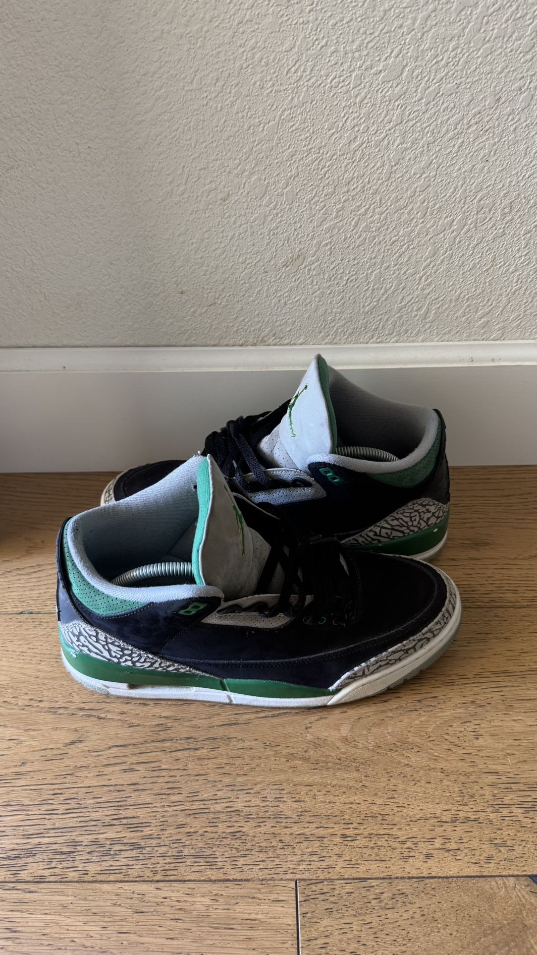 Jordan 3 pine green