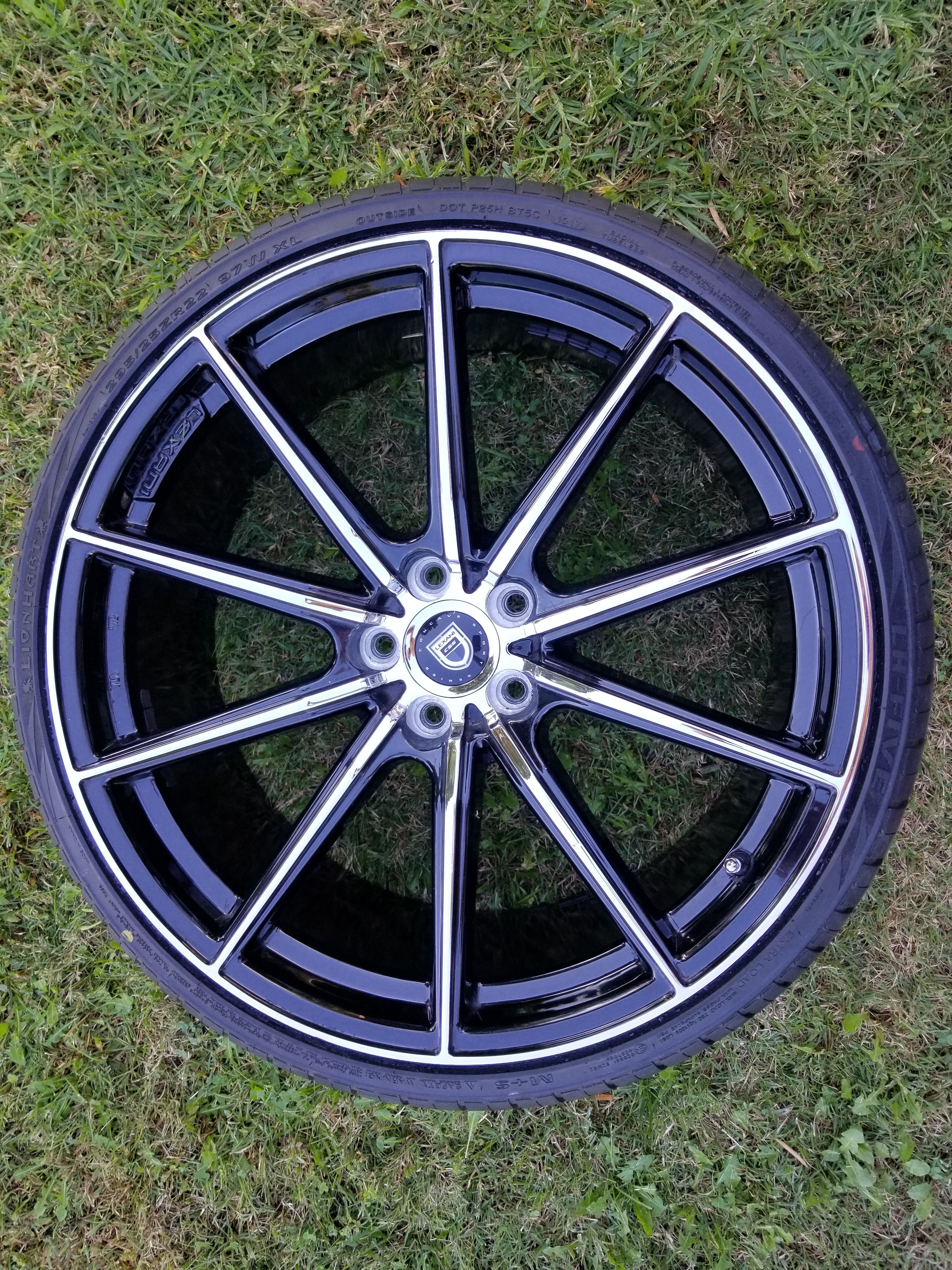 22" wheels lexani