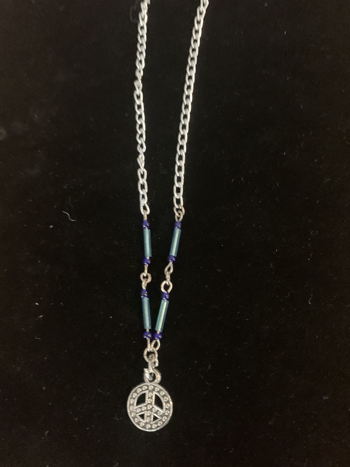 Very Cute Blue & Silver Beaded Peace Sign Anklet