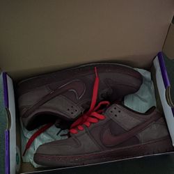 Nike Sb Dunk Low “City Of Love”