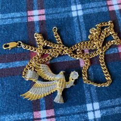A Very Nice Eagle Chain