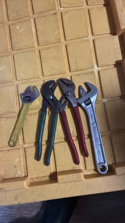 4 plier