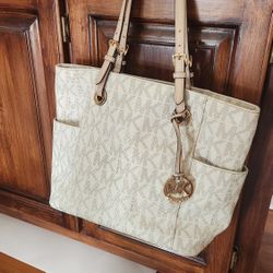 Michael Kors Purse/tote