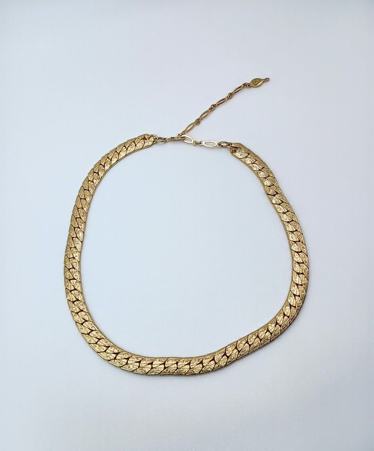 Reversible gold tone shiny textured matte chain collar necklace Sarah Coventry vintage
