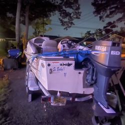 2003 17.5 ft triumph  skiff with trailer, bimini top and 60 yamaha engine , 