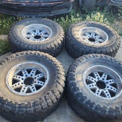 Rims And Tires Used 8 Lug 37 Inch Tires