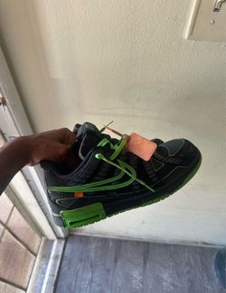 Size 10 offwhite